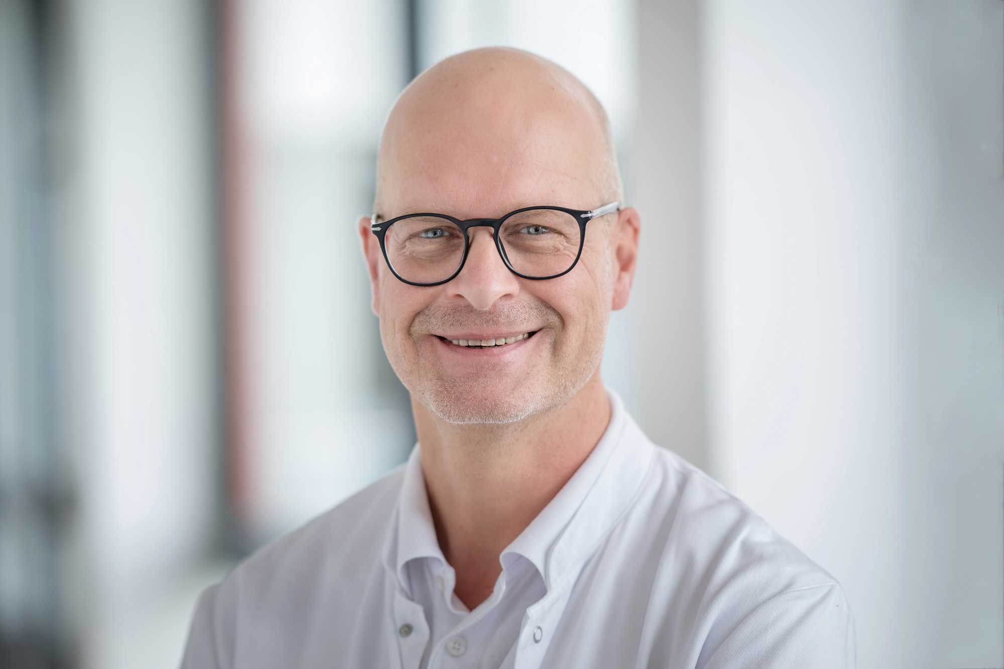 Dr. med. Nils Grote