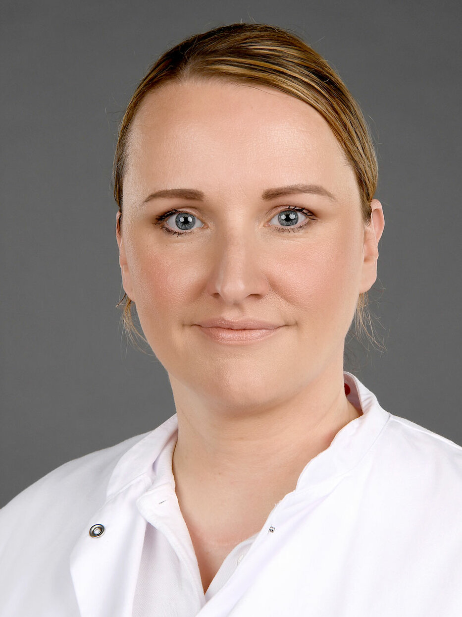 Dr. Med. Katja Stier Fachärztin Für Urologie Team
