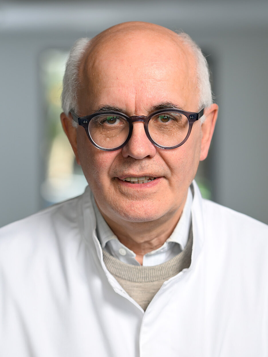 Chefarzt Prof. Dr. Santiago Ewig