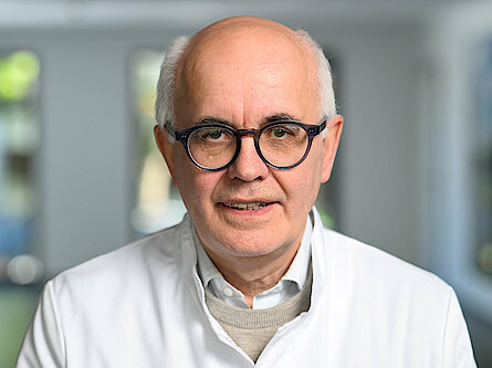 Prof. Dr. med. Santiago Ewig